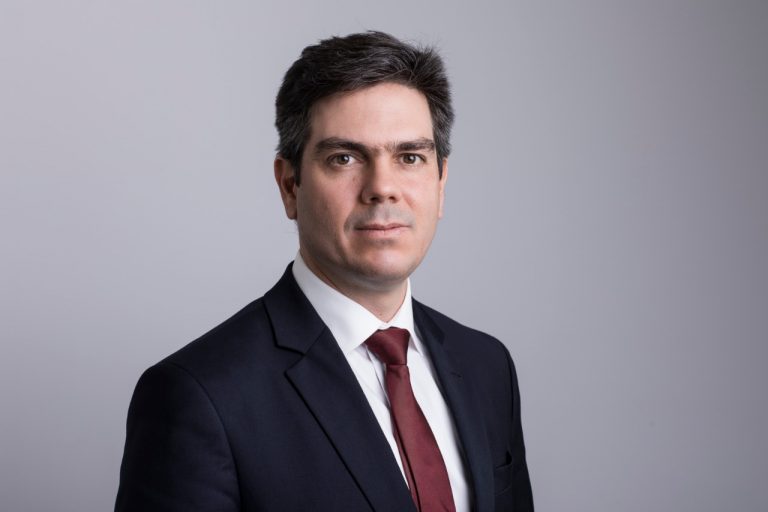 Alexandre Aroeira Salles é aceito como fellow do Charter Institute of Arbitrators (CIArb)