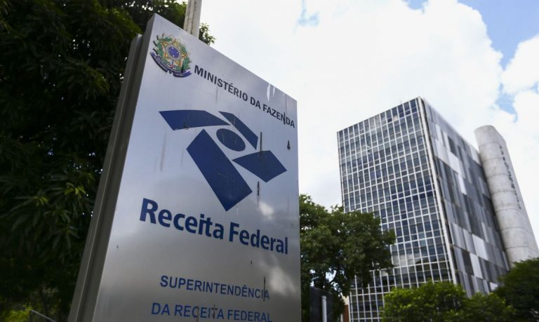 TJ-SC reconhece teto único remuneratório a auditores fiscais da receita Estadual