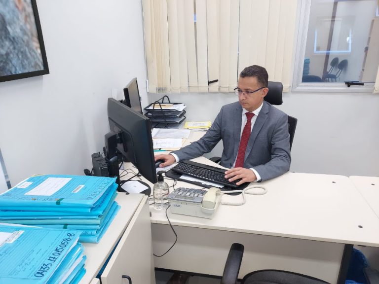 Juiz de Montes Claros absolve homem preso injustamente