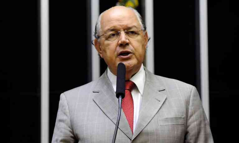 Regulamentação da reforma tributária mobiliza Brasília