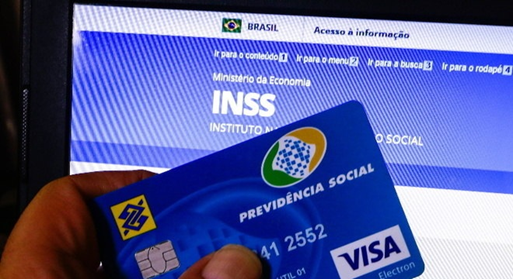 Especialista explica recadastramento para BPC após início de operação contra fraudes no INSS