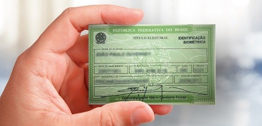 Mais de 5 milhões de eleitores ainda têm pendências no título, alerta TSE