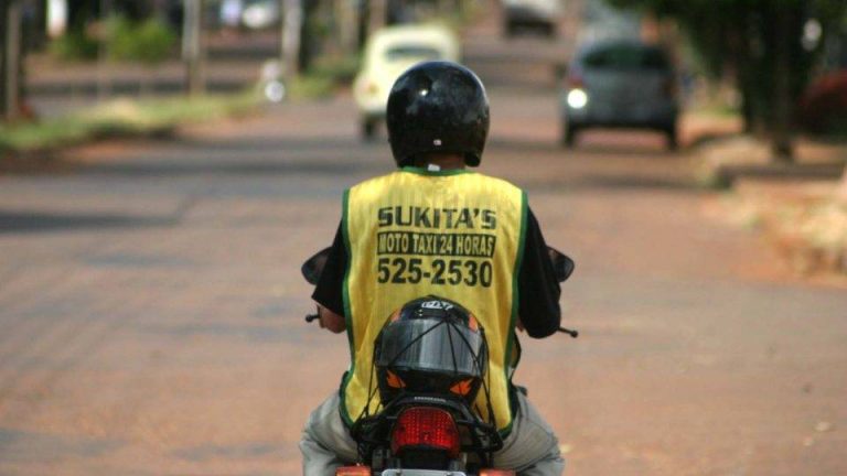 TJ-SP julga validade de decreto municipal que suspendeu serviço de mototáxi