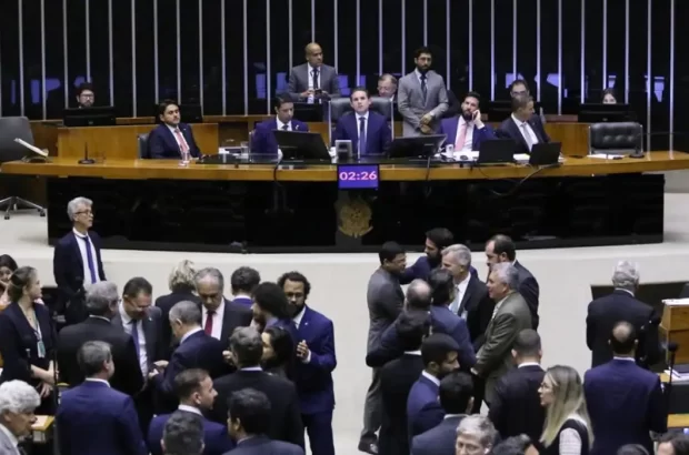 Câmara dos Deputados aprova texto-base do Projeto de Lei Antifacção