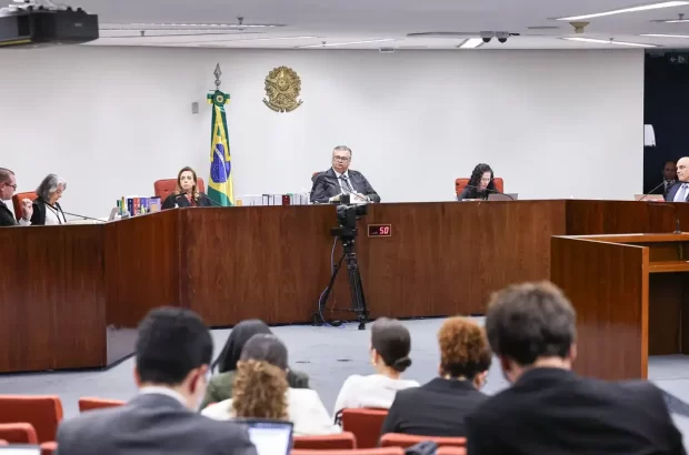 STF condena cinco réus do Núcleo 2 da trama golpista e absolve delegado da PF